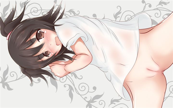 xBAuYFOH - 【裸＋Tシャツ】裸でＴシャツだけ着てる女の子の二次元エロ画像＆イラスト Part05